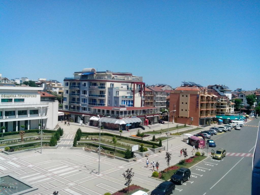 La Piazza Primorsko Rooms & Apartments Cameră foto