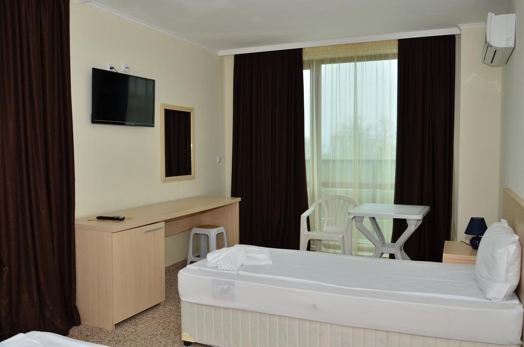 La Piazza Primorsko Rooms & Apartments Cameră foto